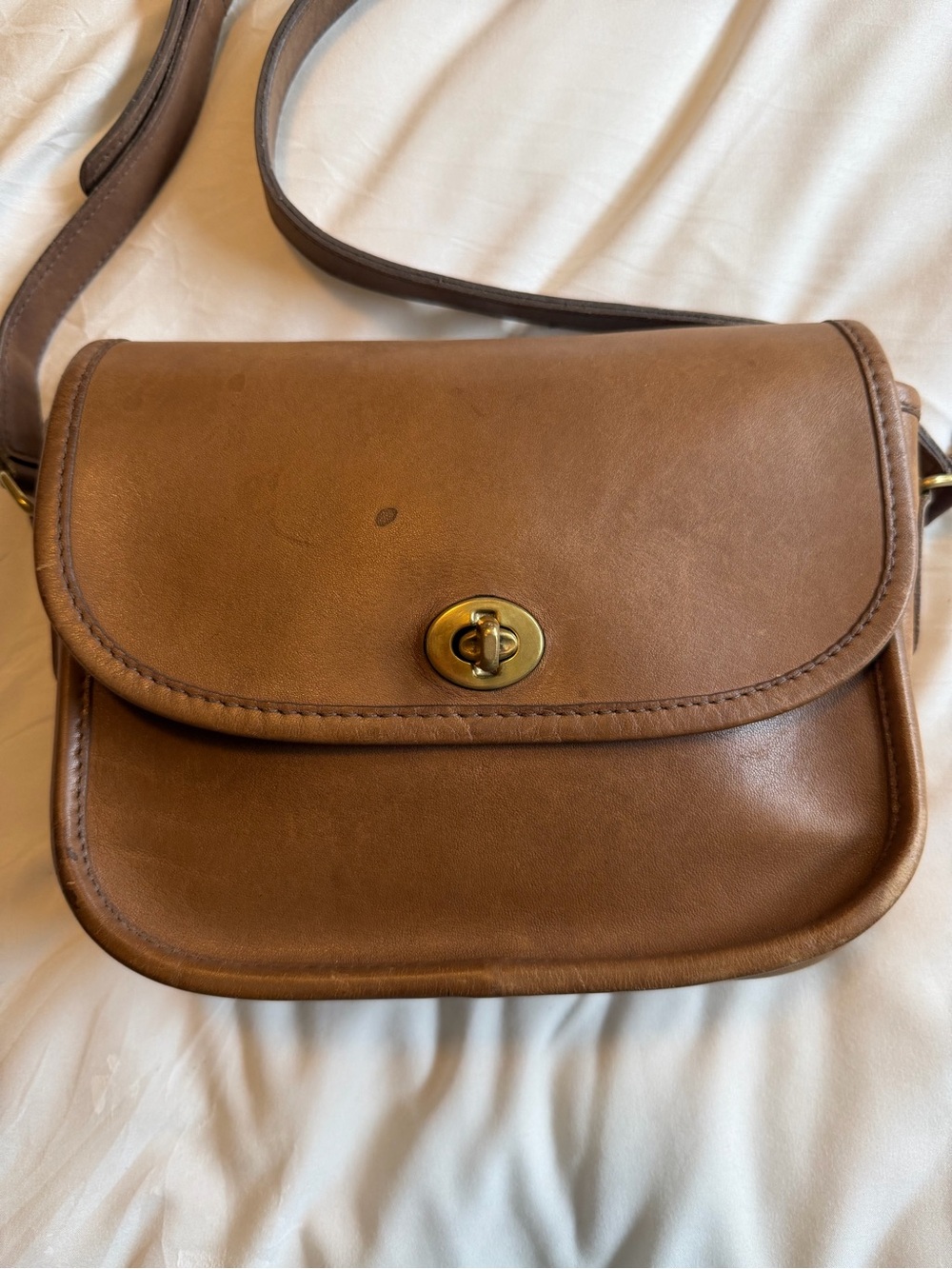 Vintage Coach Collegiate Bag in Putty - Picture 2 of 14